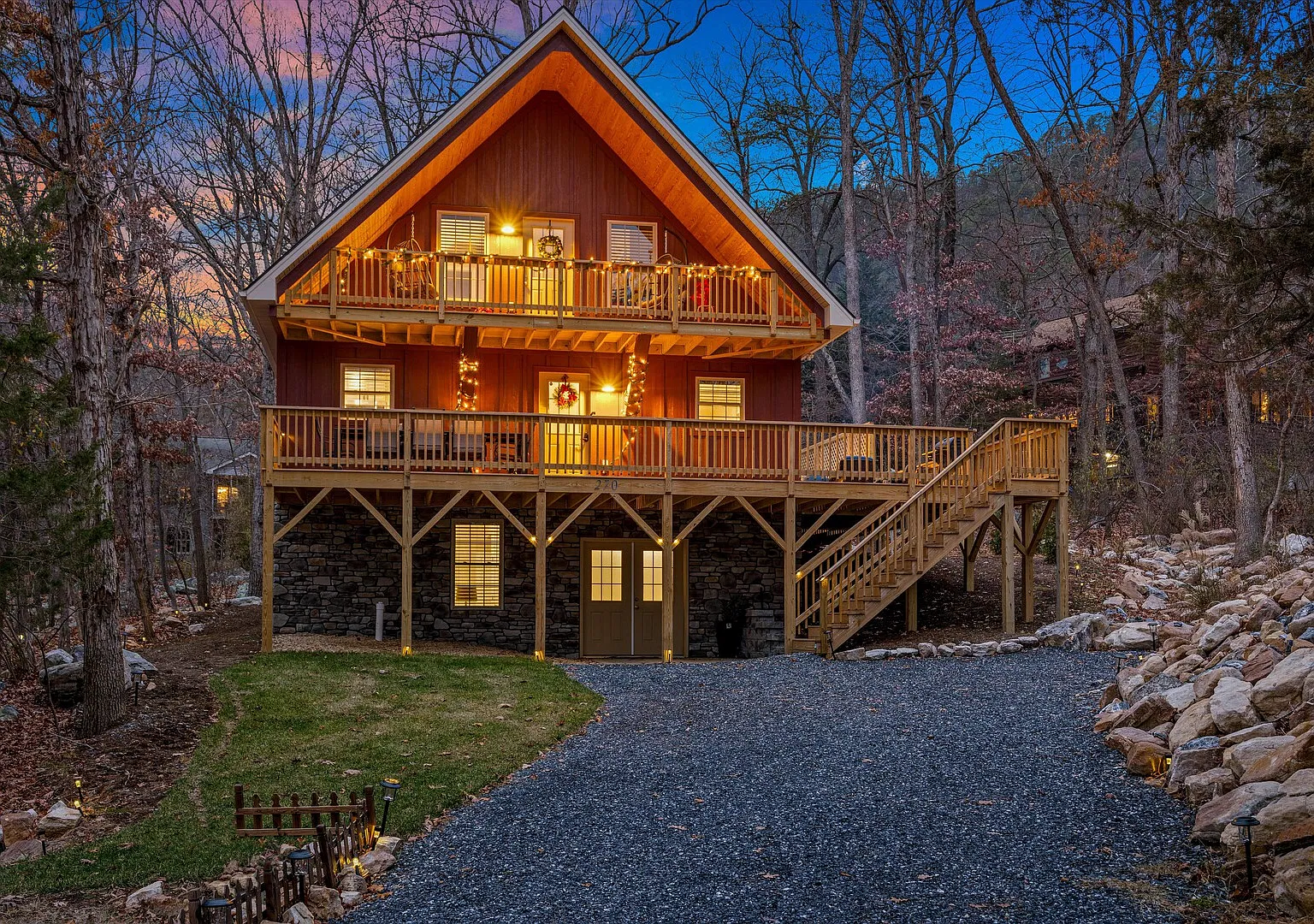 Woodpecker Massanutten Chalet — Photo 4