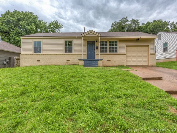 906 N Cedar Ave E, Sand Springs, OK 74063