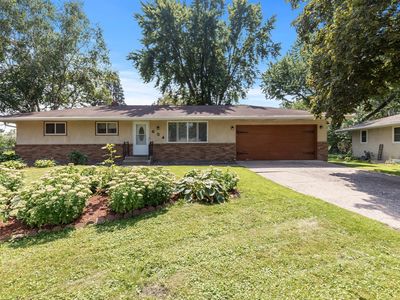 654 Grandview Ave W, Roseville, MN, 55113