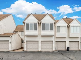 2 Franklin Ct, Montville, NJ 07045
