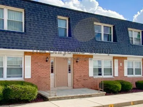 2 & 3 Michael St APT 11, Streator, IL 61364