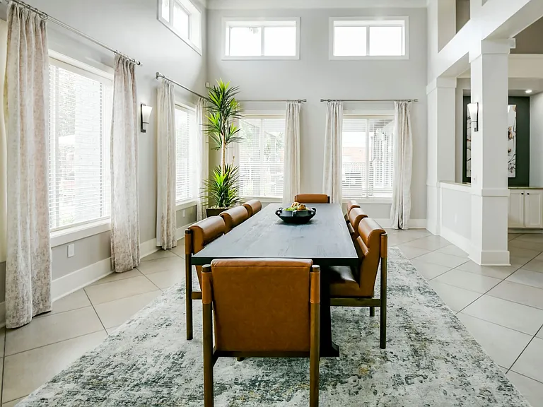 The Fenwick Apartment Homes — Photo 18