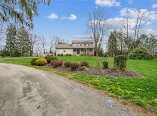 807 Cochran Dr, Greensburg, PA 15601