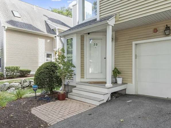 20 Hammond Place #20, Woburn, MA 01801