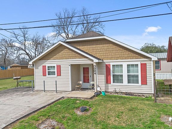 2nd image of 3004 Avenue D