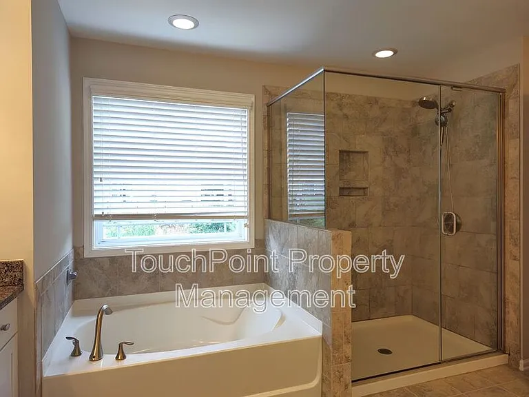 9310 Inverness Rd — Photo 20