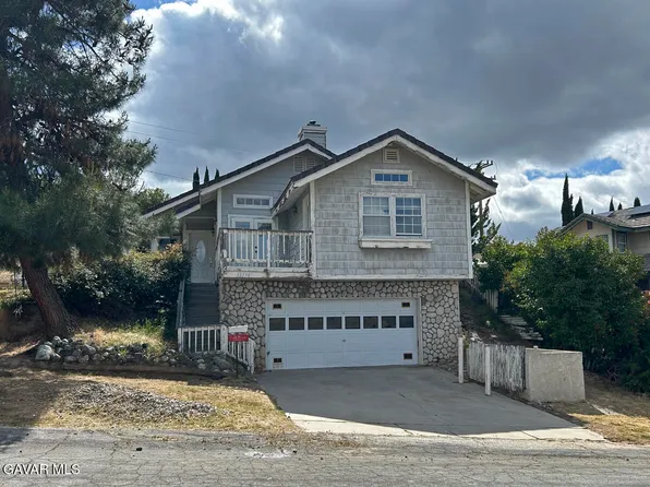 15134 Barcroft Dr, Lake Hughes, CA 93532