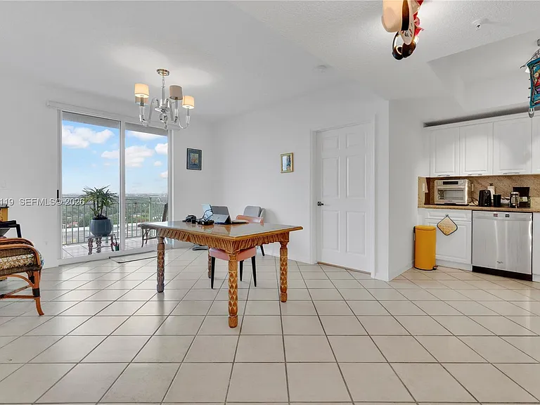 3500 Coral Way #Penthouse 10 — Photo 7