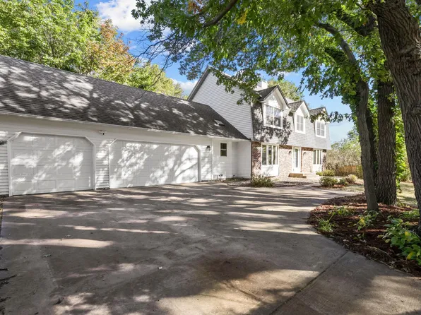 11473 Goldenrod St NW, Coon Rapids, MN 55448