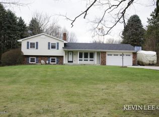 11000 36th St SE, Lowell, MI 49331