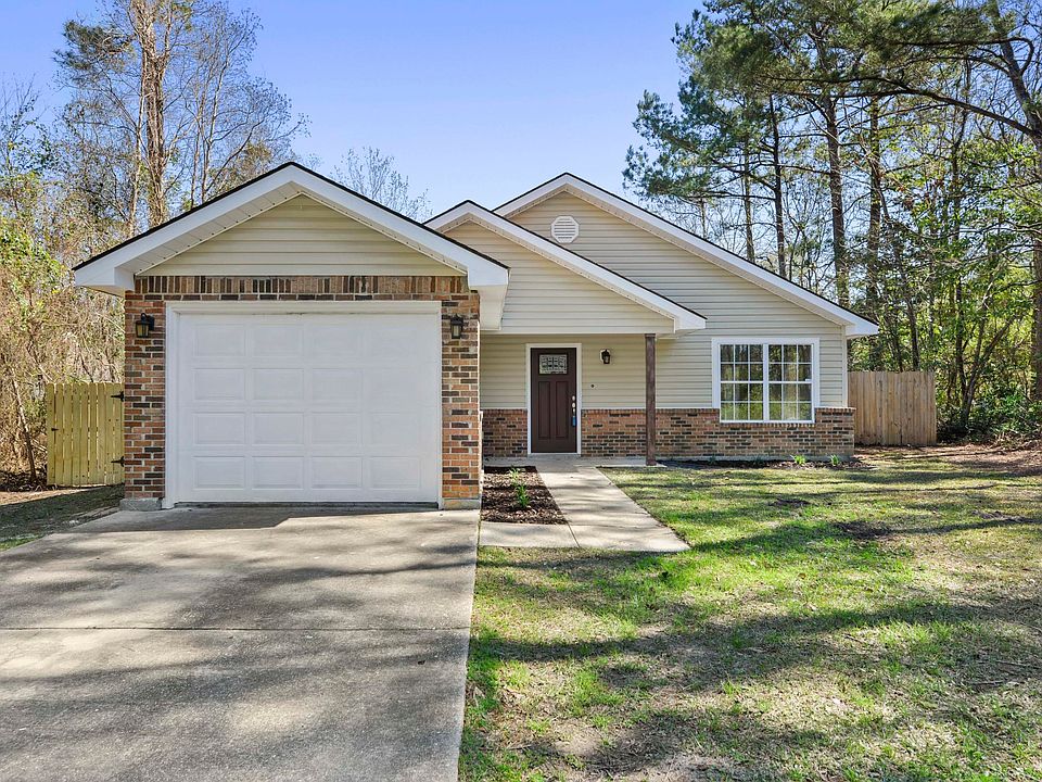 1st image of 1828 Barracuda Dr