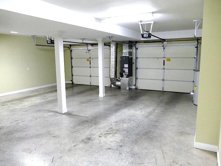 104 Mahler Ave — Photo 15