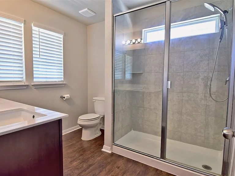 317 Clearlake Dr — Photo 15