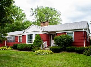 17641 Henry St, Lansing, IL
