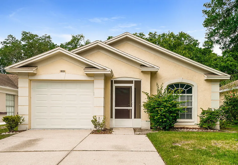 1831 Coyote Pl