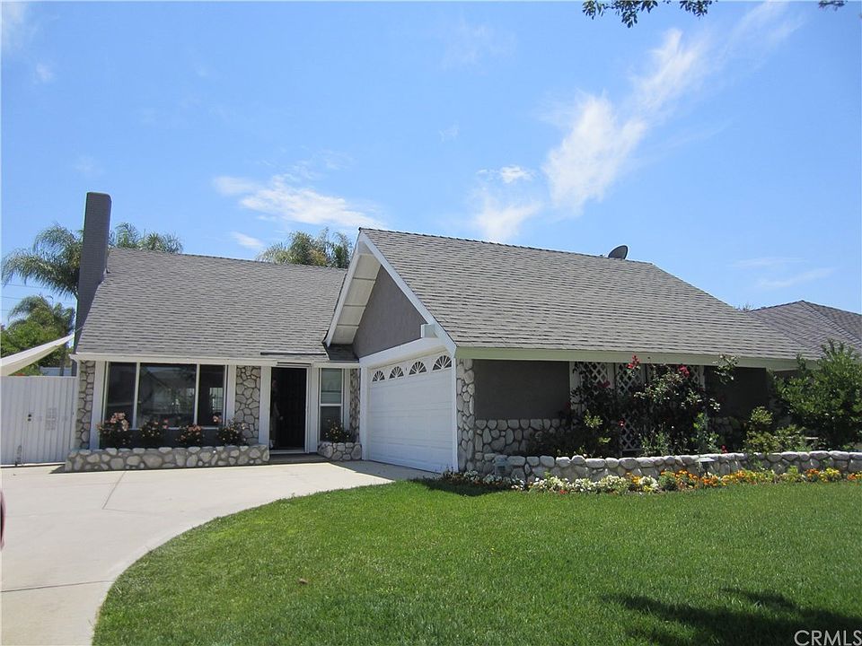 1st image of 3695 Driftwood St