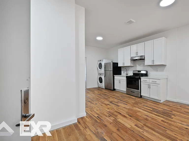 987 Lafayette Ave #1B — Photo 7