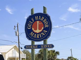 100 Circuit Rd #S-12, Nokomis, FL 34275