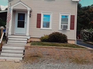 76 Hedley Ave, Johnston, RI 02919