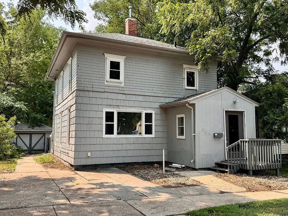 807 W 13th St