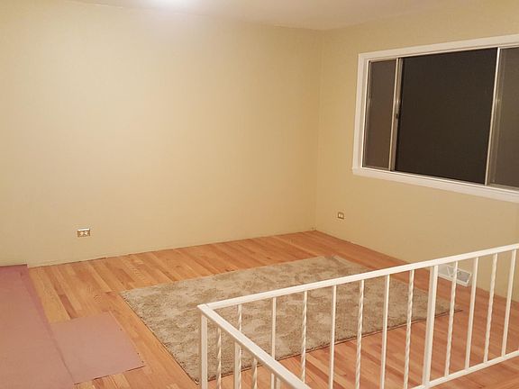Living Room - New Hardwood floors !