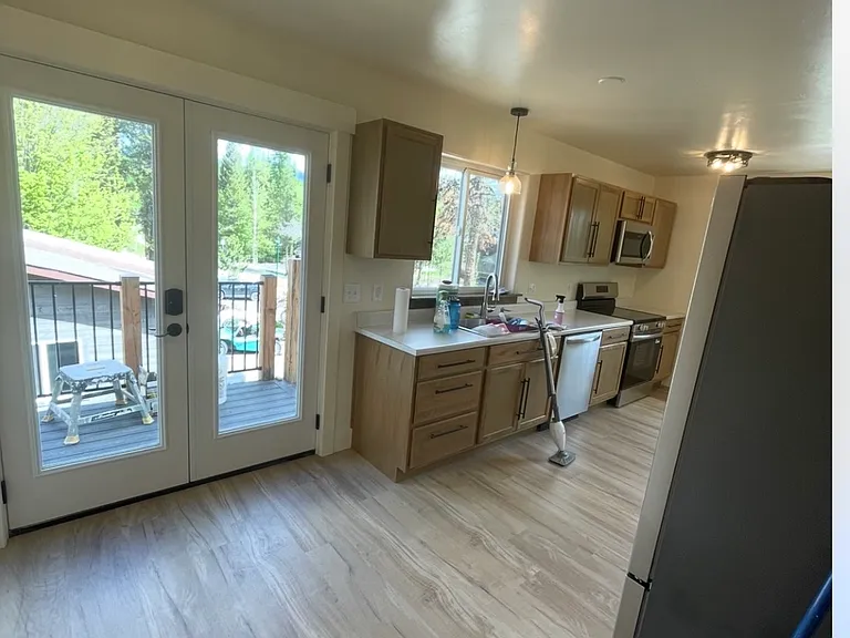1018 Patton Ln #B — Photo 3