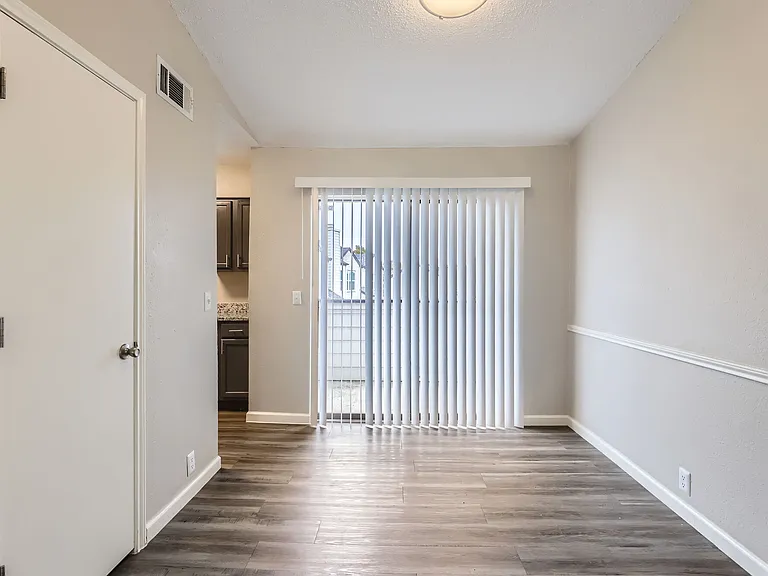 The Tallows Apartments — Photo 37