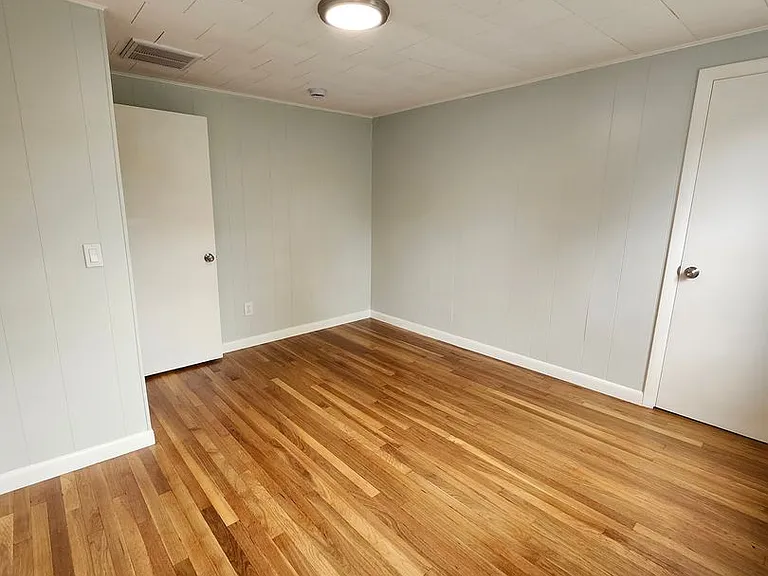 63 Main St — Photo 14