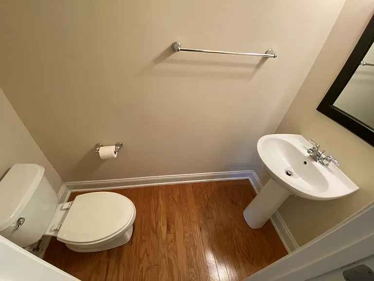 3635 Bagley Dr — Photo 24
