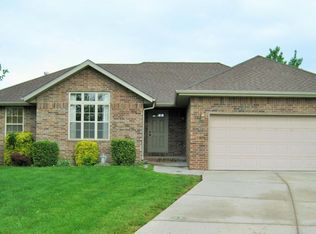 767 S Pinehurst St, Nixa, MO 65714