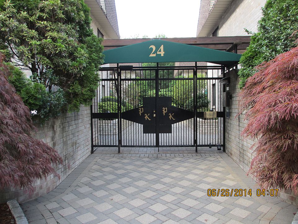 1st image of 24 Carhart Ave APT 209