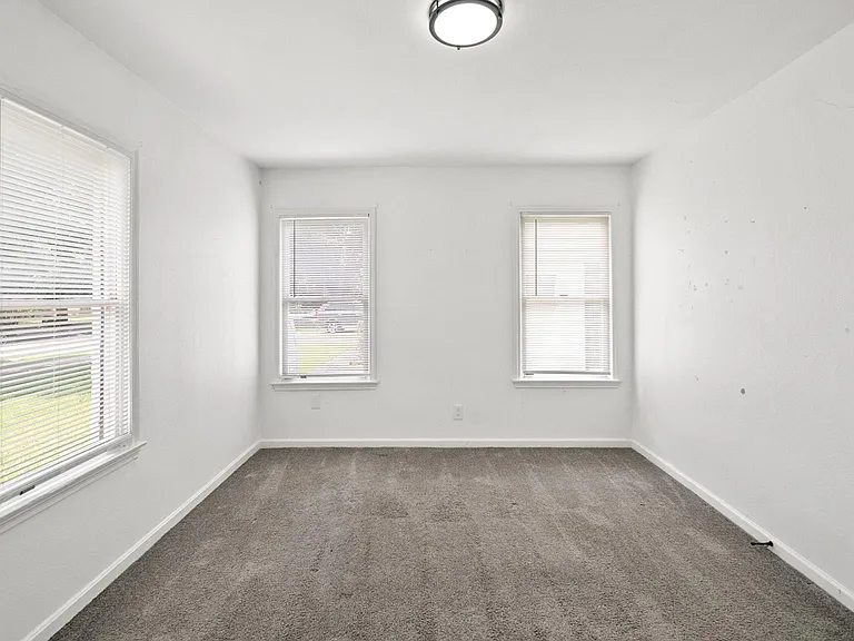 8327 Bonner Dr — Photo 28