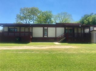 110 20th St, San Leon, TX 77539