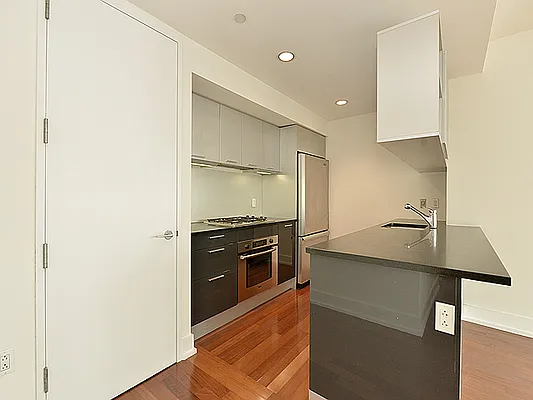 Rented by Cooper & Cooper Real Estate | media 20