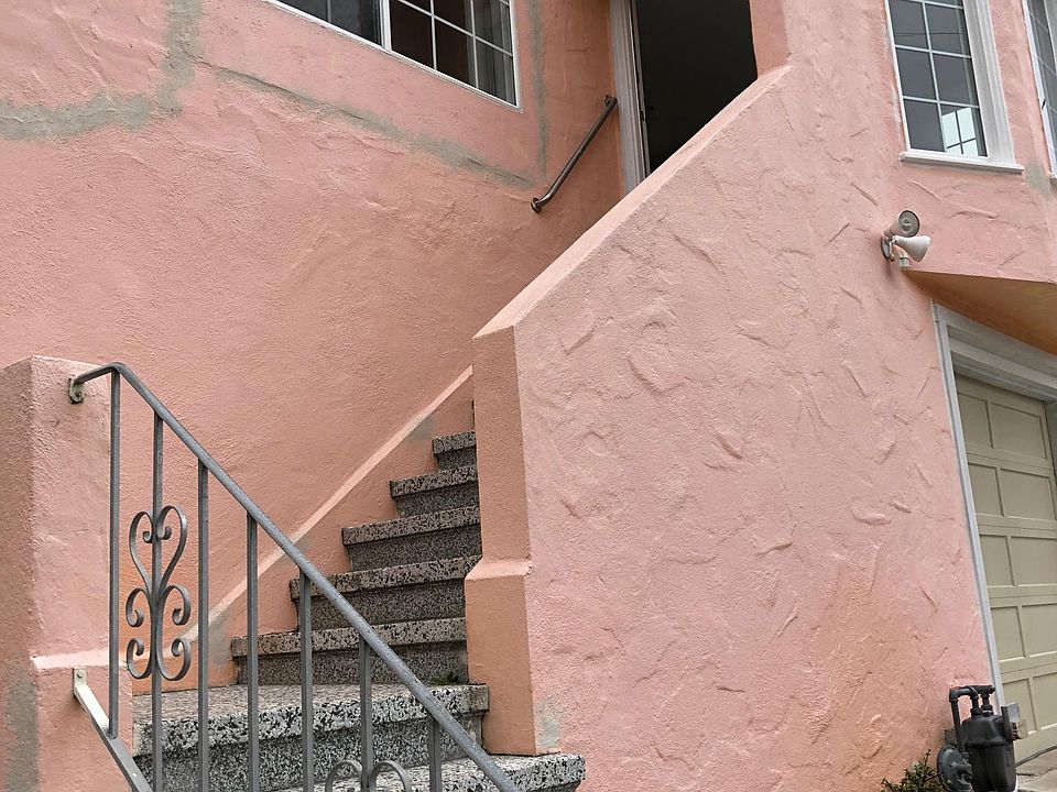1st image of 300 N Parkview Ave
