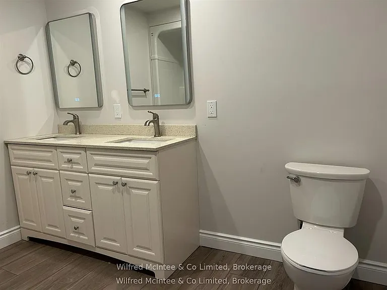 380 1st Ave N #5 — Photo 8
