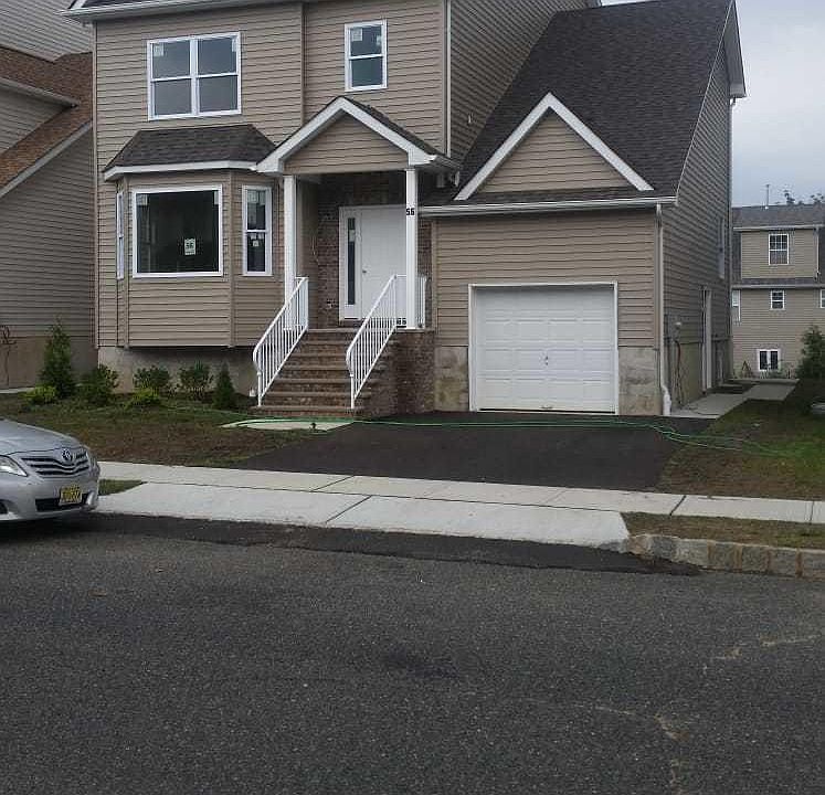 1st image of 56 Kingsfield Dr