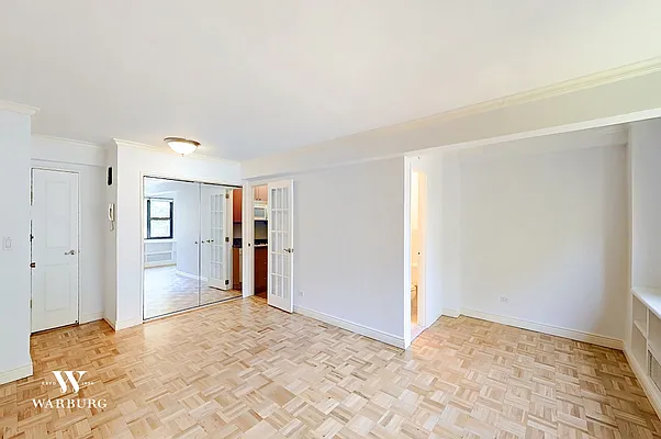 Rented by Warburg | media 3