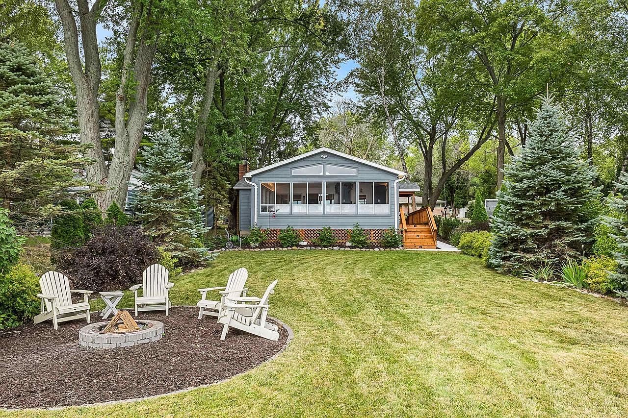 N4132 South Lakeshore Drive, Markesan, WI 53946 Zillow