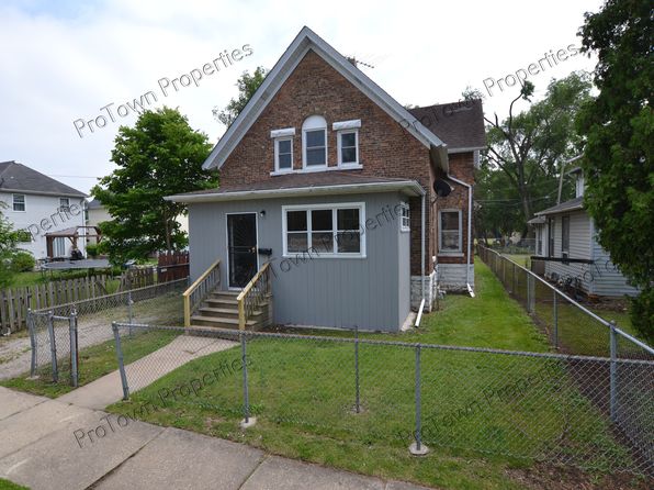 224 Lincoln St