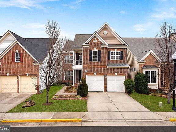 2nd image of 2467 Cypress Green Ln