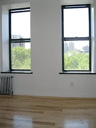 Rented by Tower Brokerage