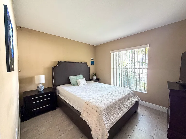 775 NW 165th Ave — Photo 22