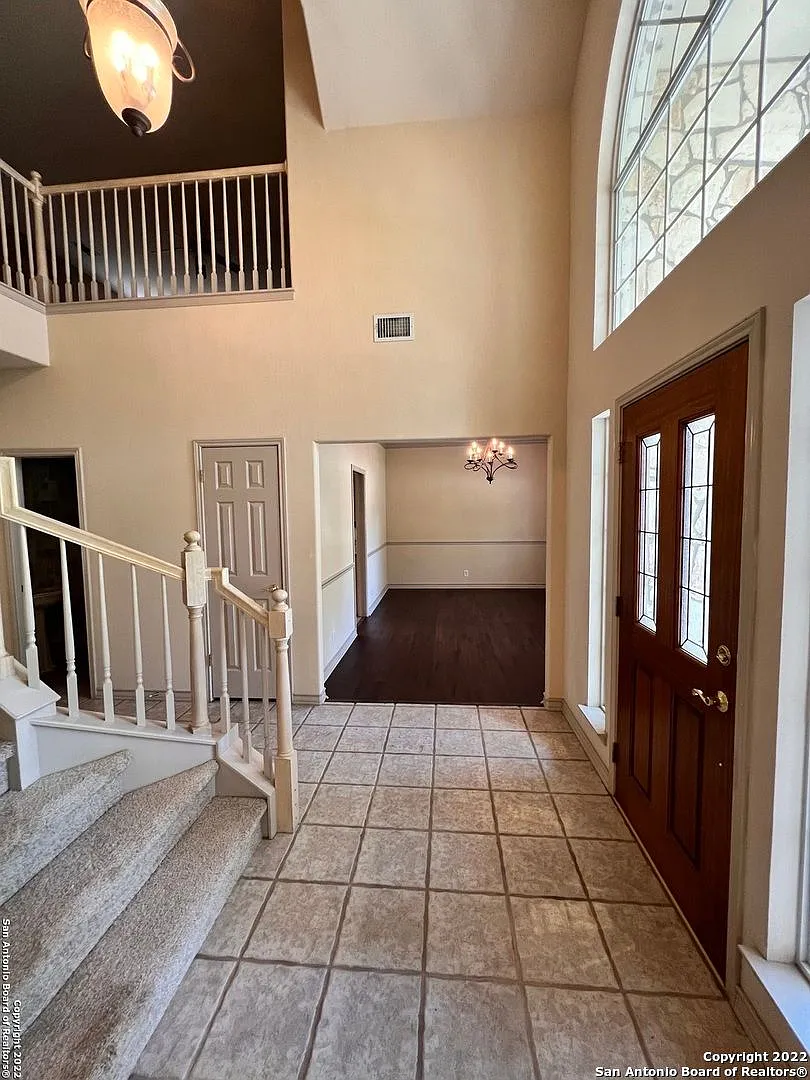 4 Bedroom/3.5 bath The Vineyard Subdivision — Photo 3