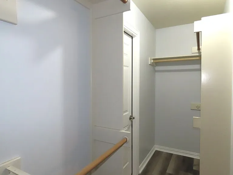 7609 Abbeywood Ct — Photo 48