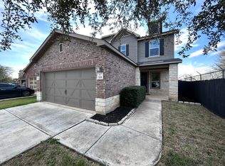 318 Pleasanton Cir, San Antonio, TX 78221