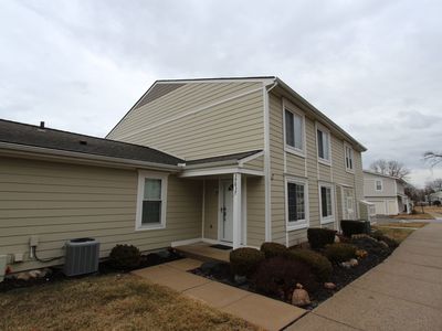 39837 Village Wood Ln #379, Novi, MI, 48375