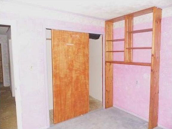 5th image of 217 East Fletcher Street #Home