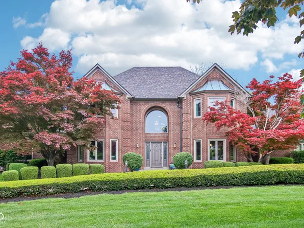 152 Derbyshire Dr, Indianapolis, IN 46229