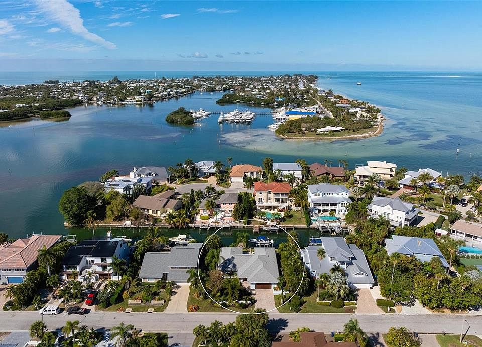 1st image of 607 NORTH POINT DRIVE